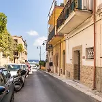 Casa Marty Mondello
